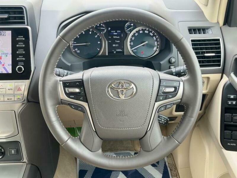 LAND CRUISER PRADO-11