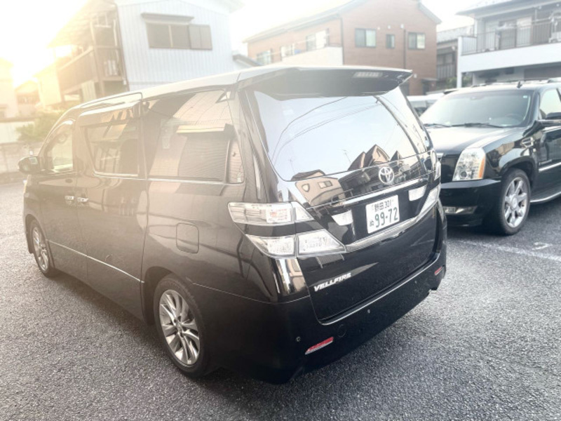VELLFIRE