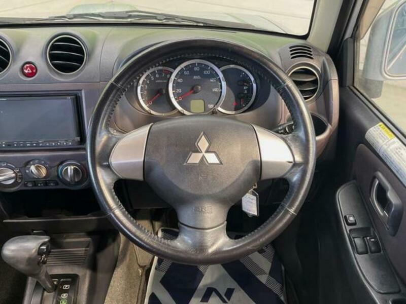 PAJERO MINI-9
