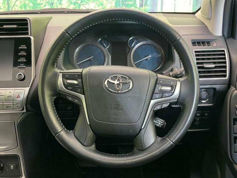 LAND CRUISER PRADO-13