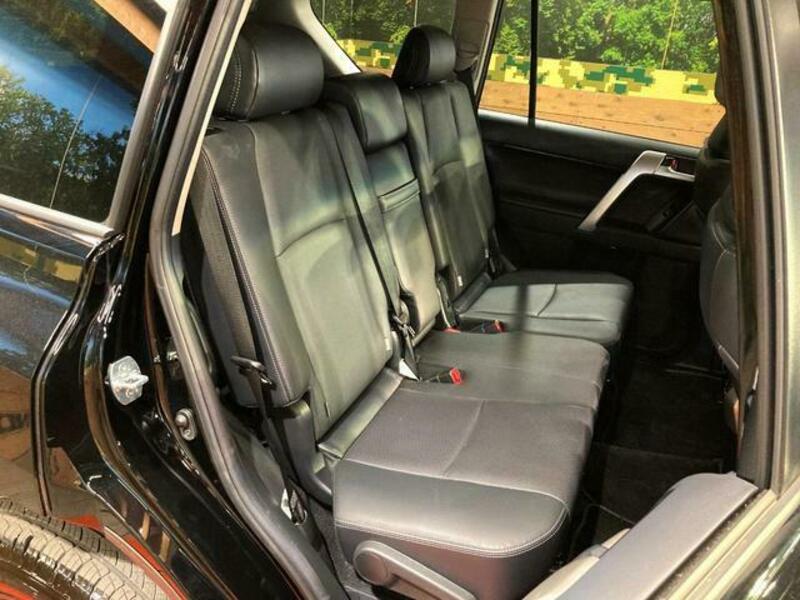 LAND CRUISER PRADO-9