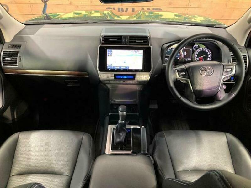 LAND CRUISER PRADO-1