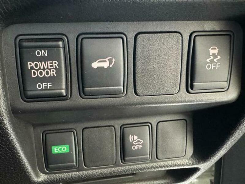 X-TRAIL-5