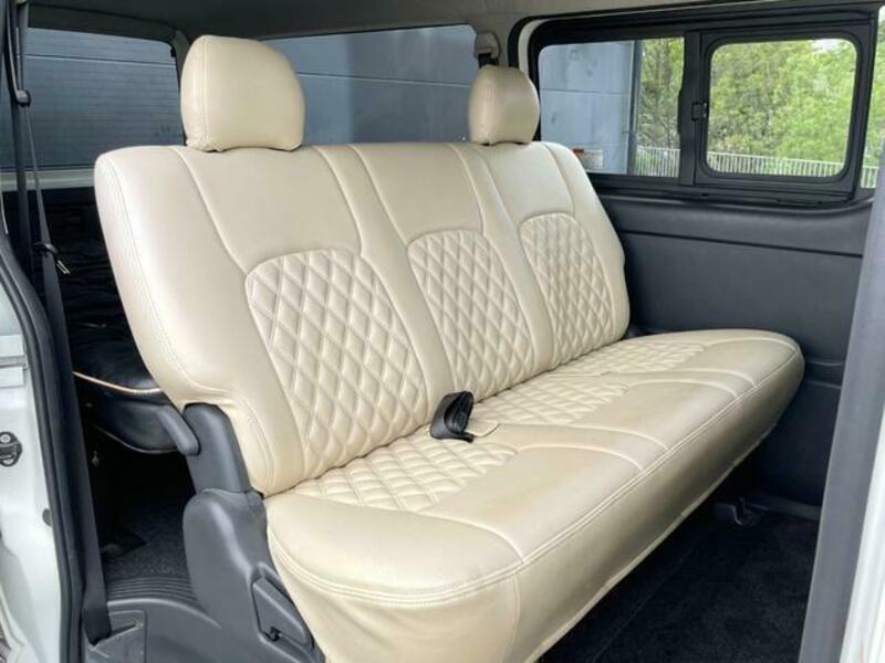HIACE VAN-4