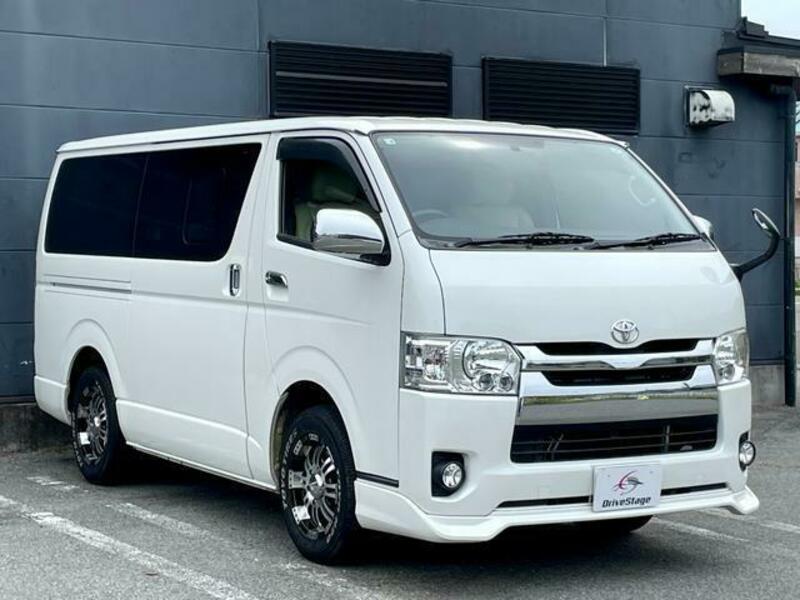 HIACE VAN-9