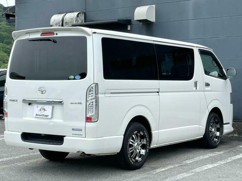 HIACE VAN-1