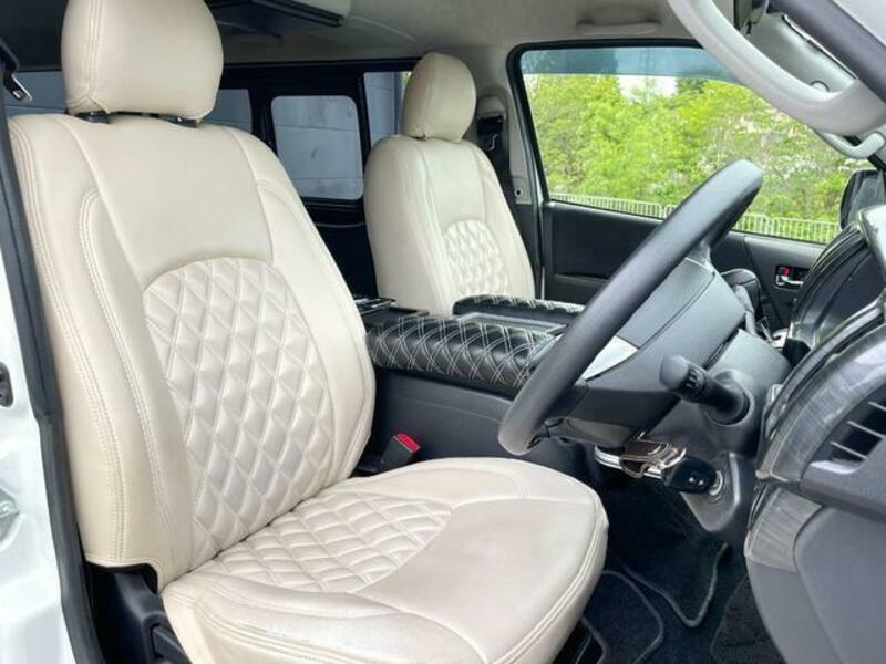 HIACE VAN-3