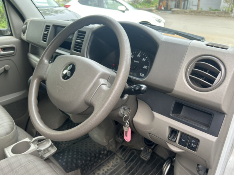 MINICAB VAN