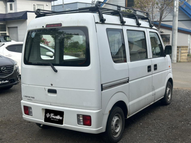 MINICAB VAN