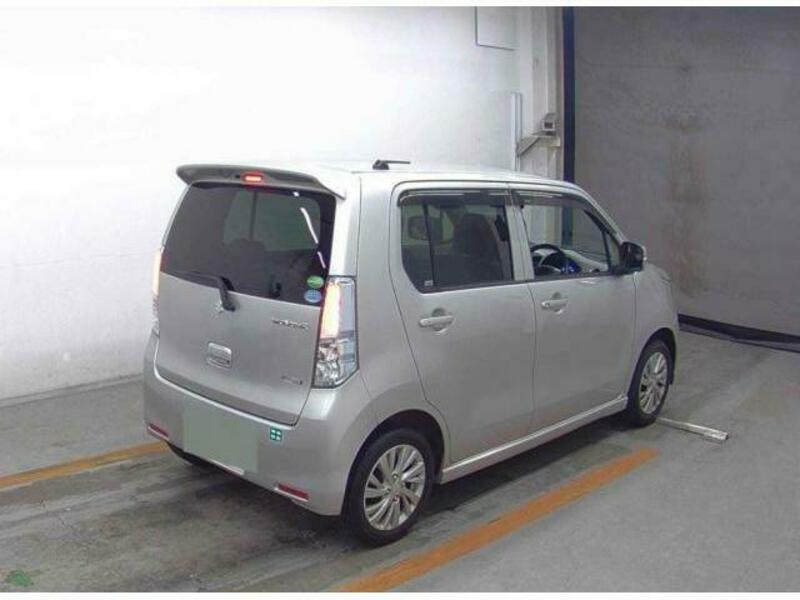 WAGON R