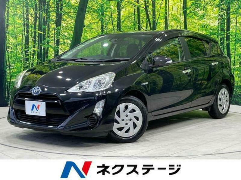 TOYOTA　AQUA