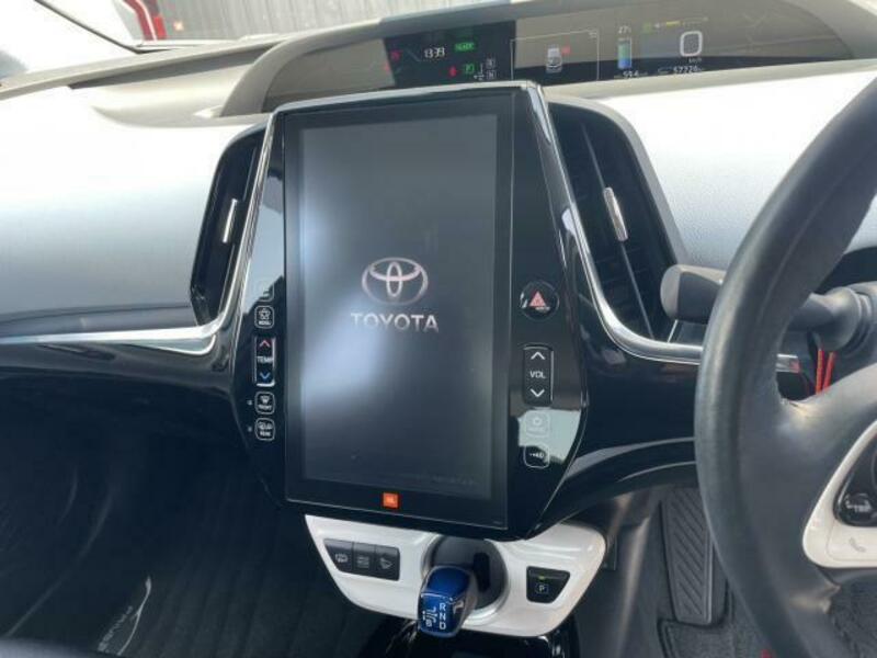 PRIUS PHV