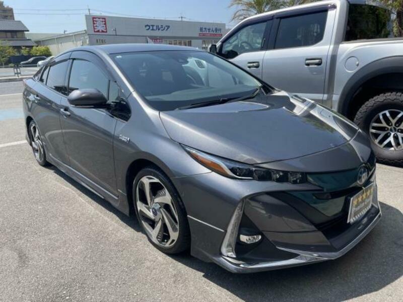PRIUS PHV