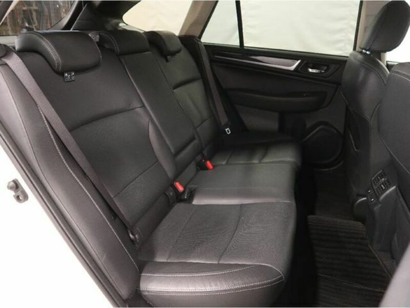 LEGACY OUTBACK