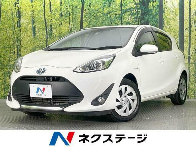 TOYOTA　AQUA