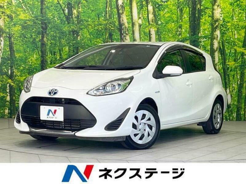 TOYOTA　AQUA