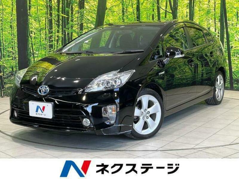 TOYOTA　PRIUS