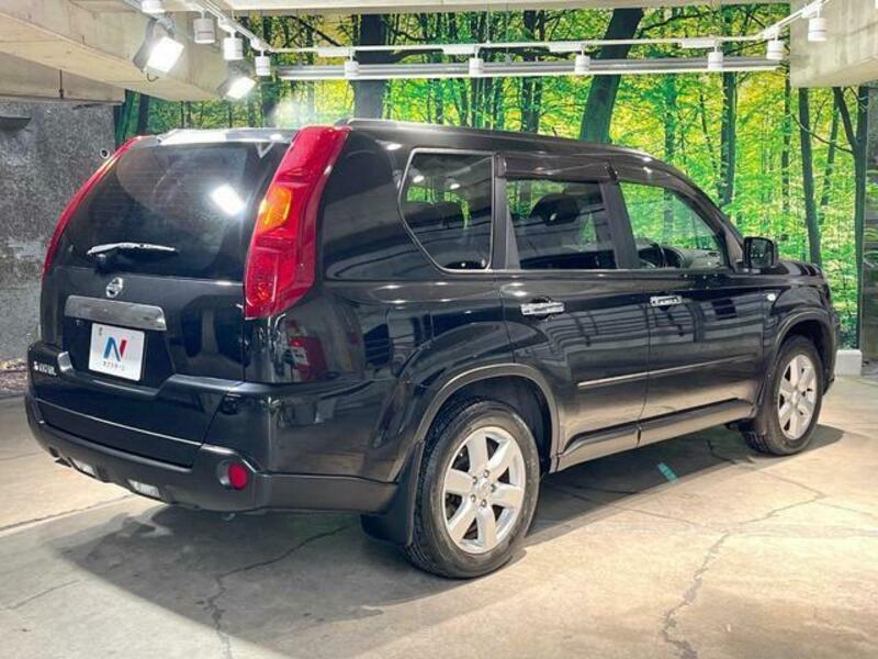 X-TRAIL-17