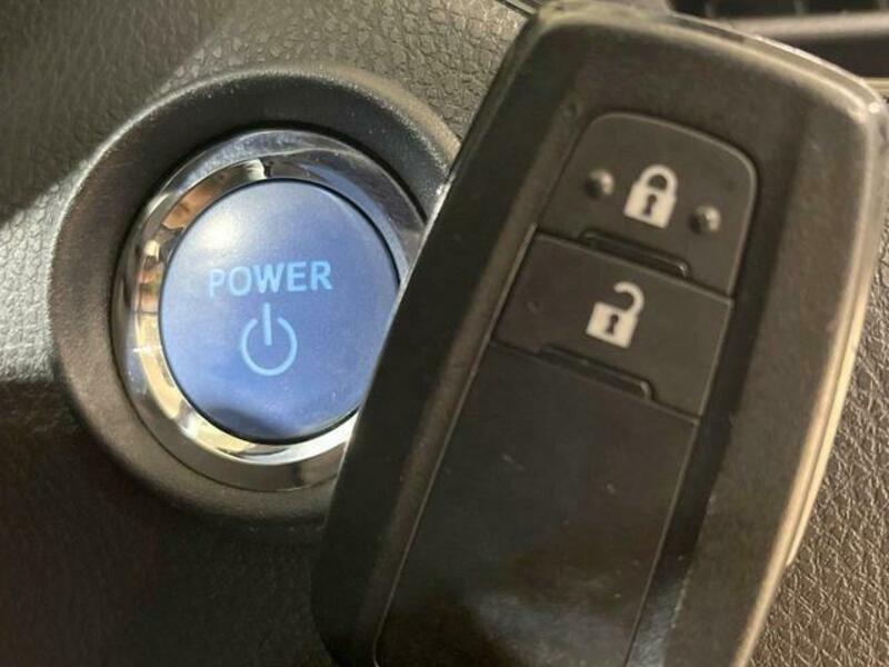 C-HR-7