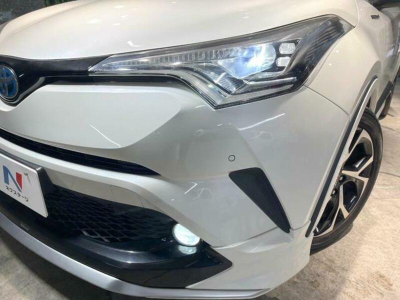 C-HR-12