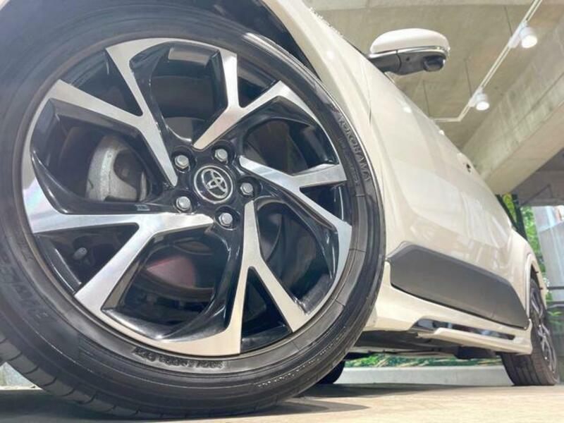 C-HR-13