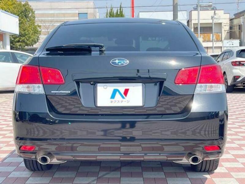 LEGACY B4
