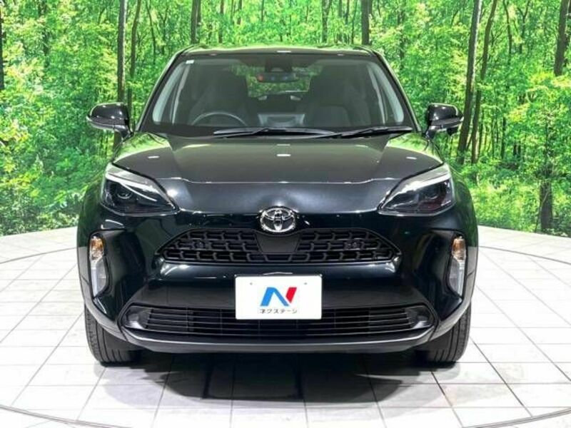 YARIS CROSS