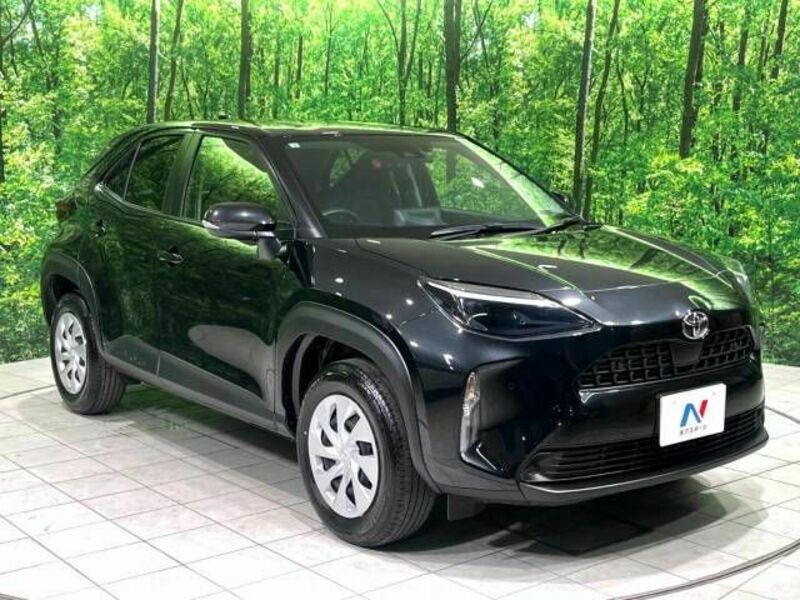 YARIS CROSS