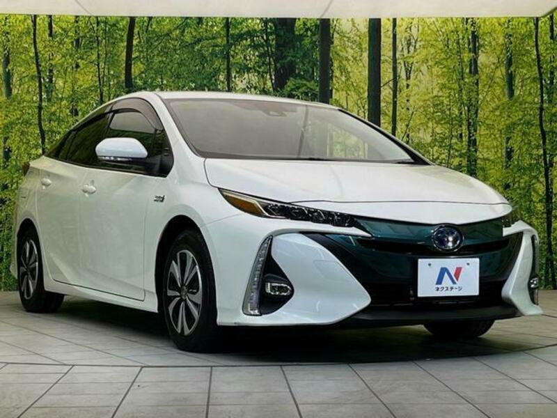 PRIUS PHV