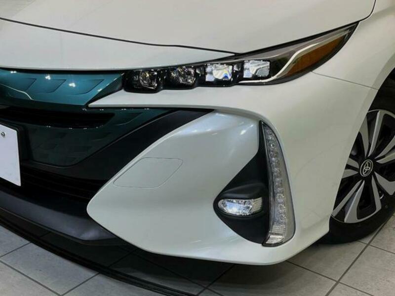 PRIUS PHV