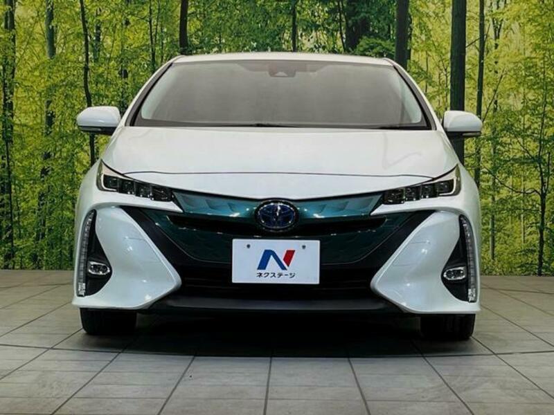 PRIUS PHV