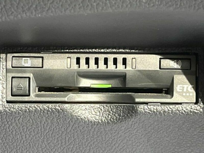 PRIUS-6