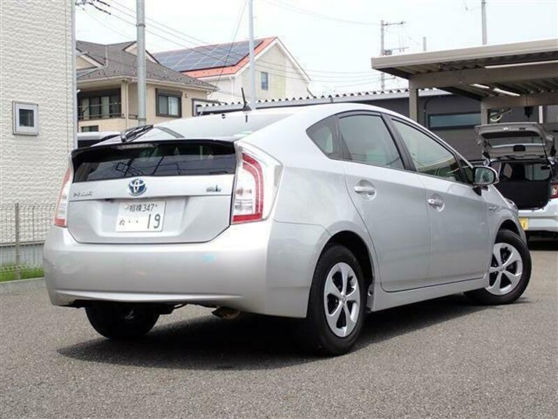 PRIUS-1