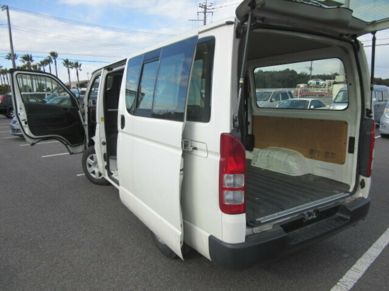 HIACE VAN-32