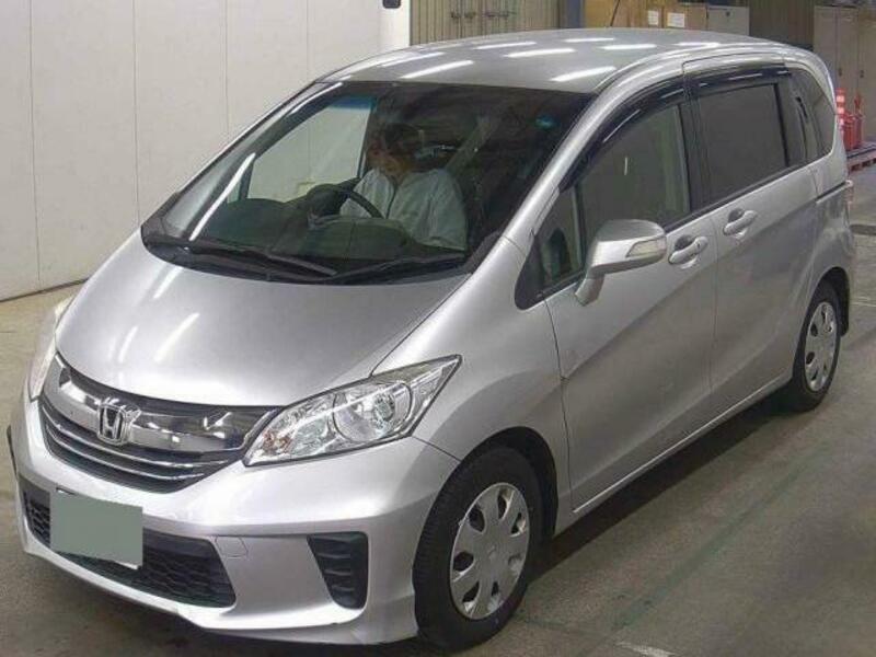 HONDA　FREED