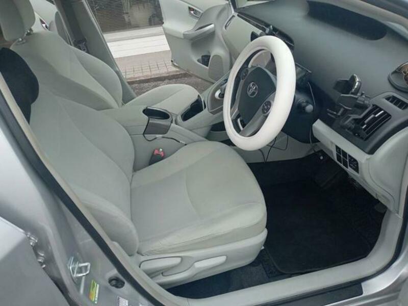 PRIUS-3