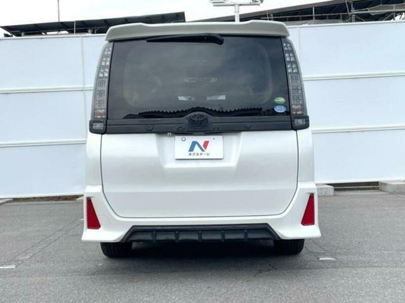 VOXY-16