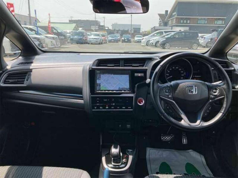 FIT HYBRID