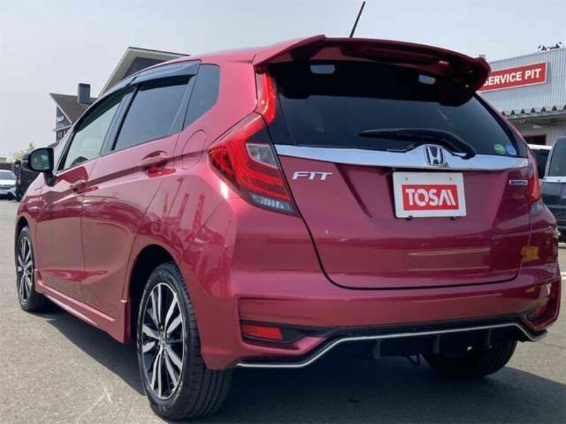 FIT HYBRID