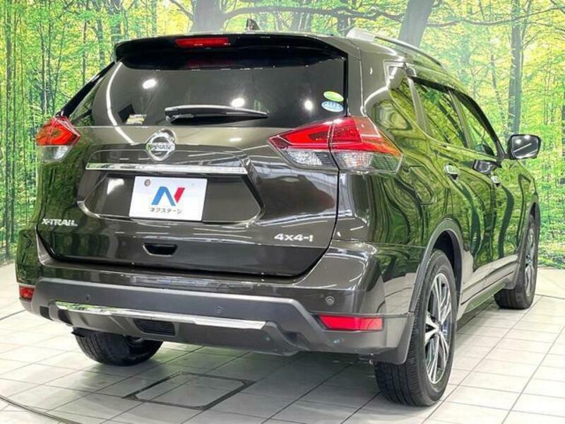 X-TRAIL