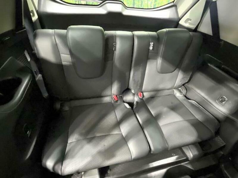 X-TRAIL-9