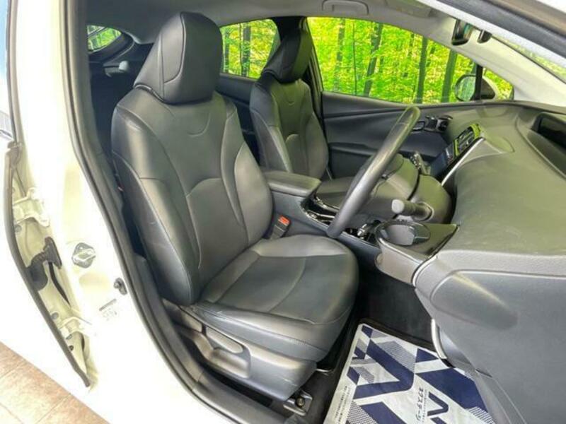 PRIUS-8