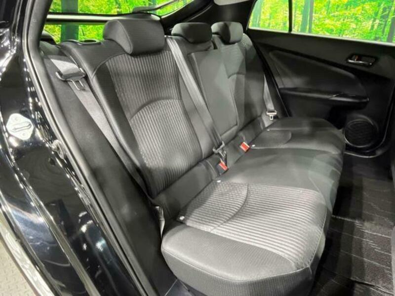 PRIUS-8