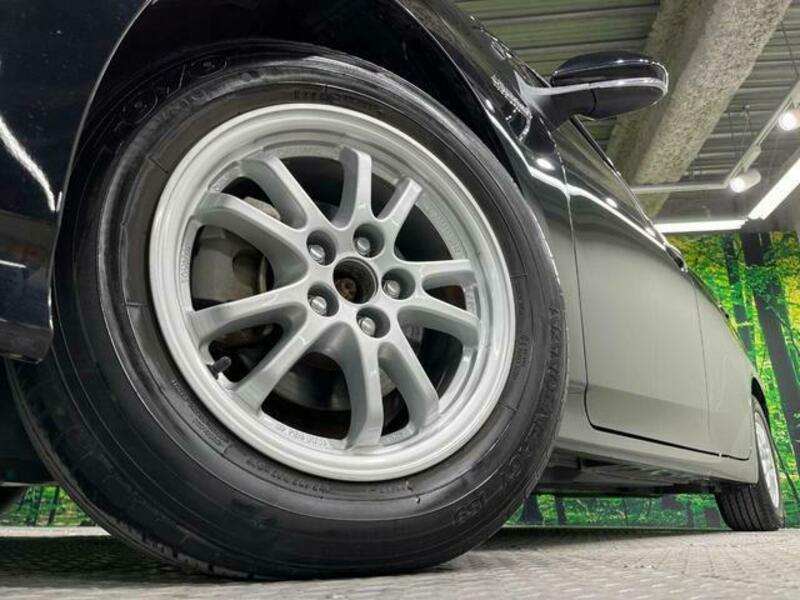 PRIUS-12