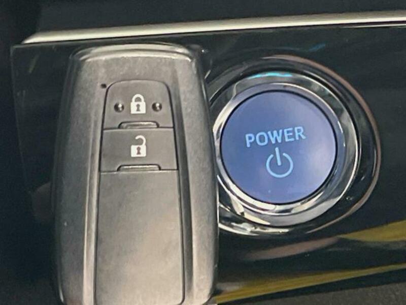 PRIUS-6