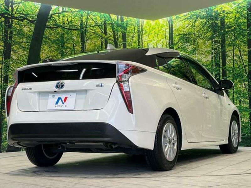 PRIUS-16