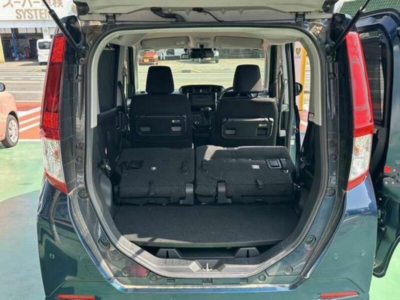ROOMY-12