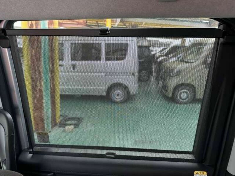 ROOMY-8