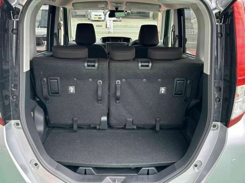 ROOMY-9
