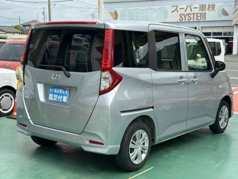 ROOMY-11
